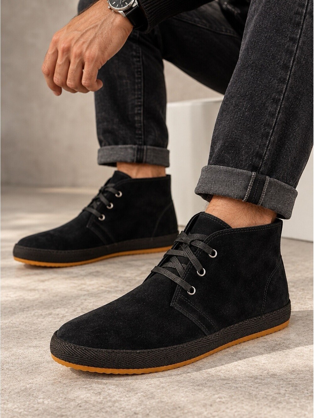 Vionic Chapman Men’s Chukka Boots Size 9.5 M Black Suede Lace Up G9323L1001